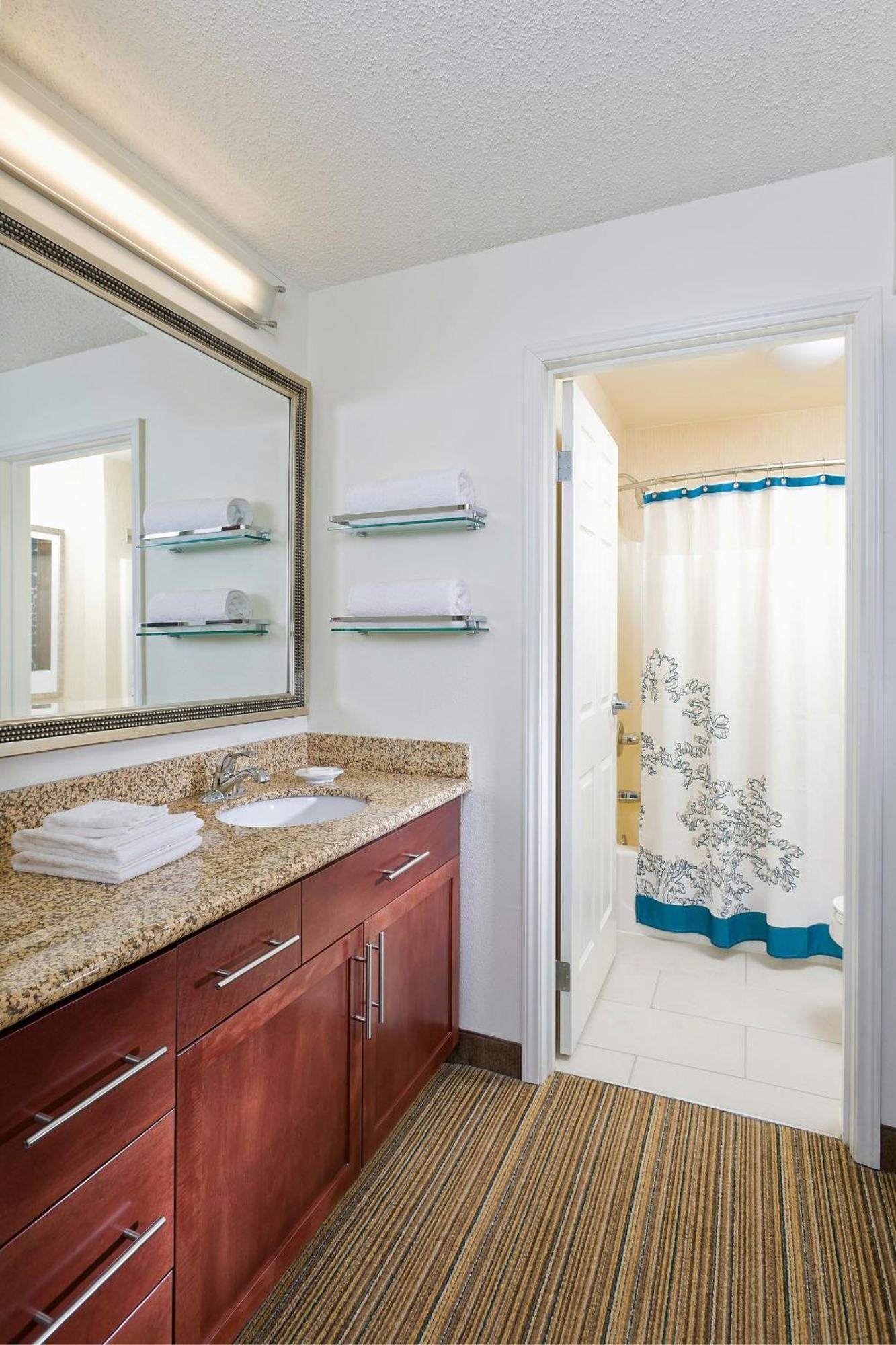 Residence Inn By Marriott Dallas Lewisville Esterno foto